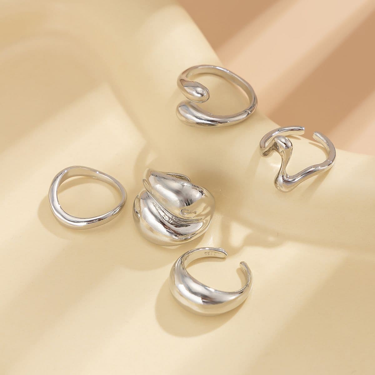 05 White K 3-Piece Set