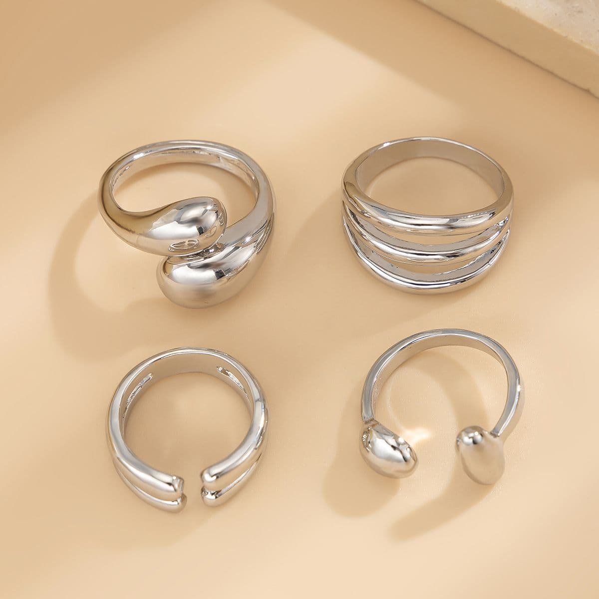 02 White K 4-Piece Set