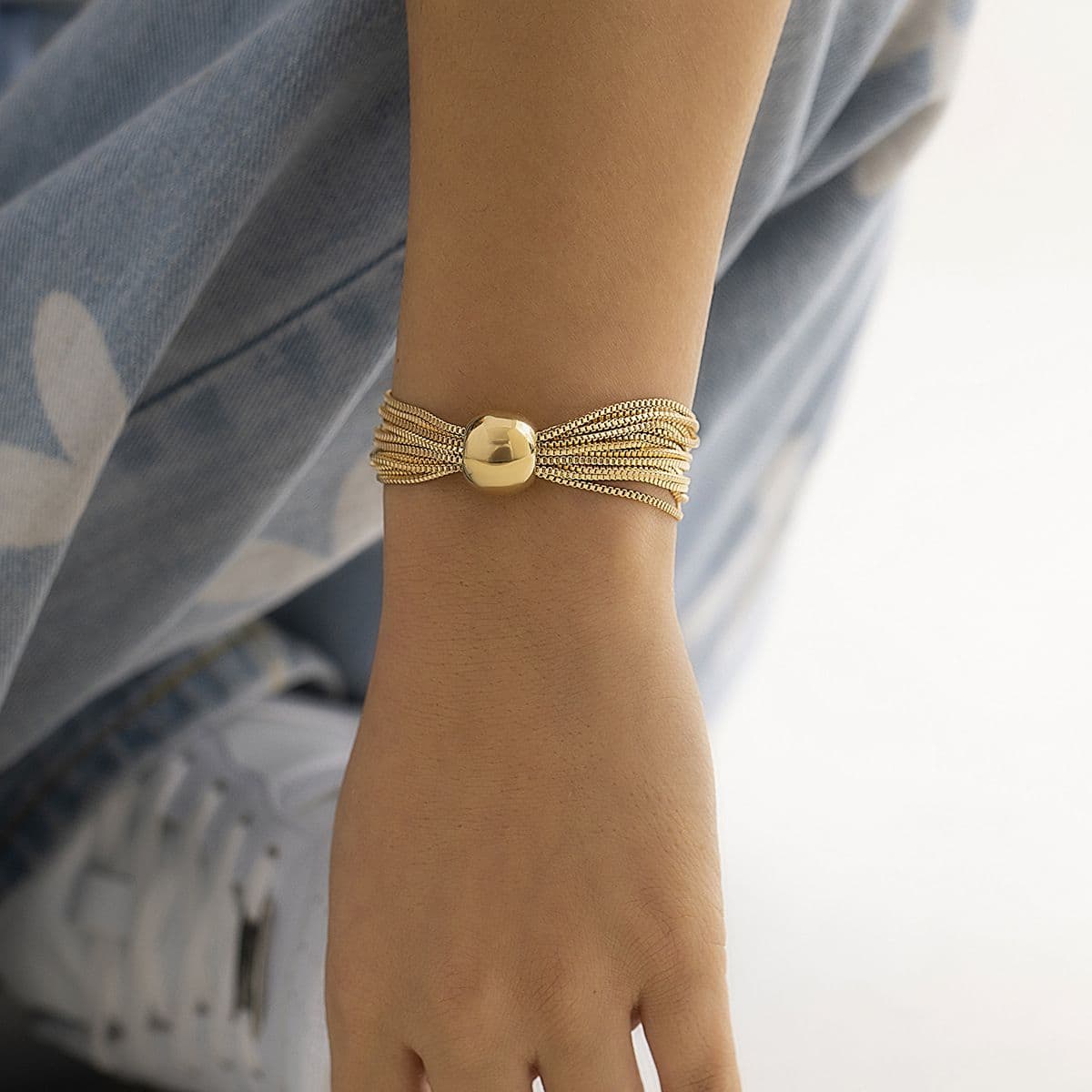 04 Gold Bracelet