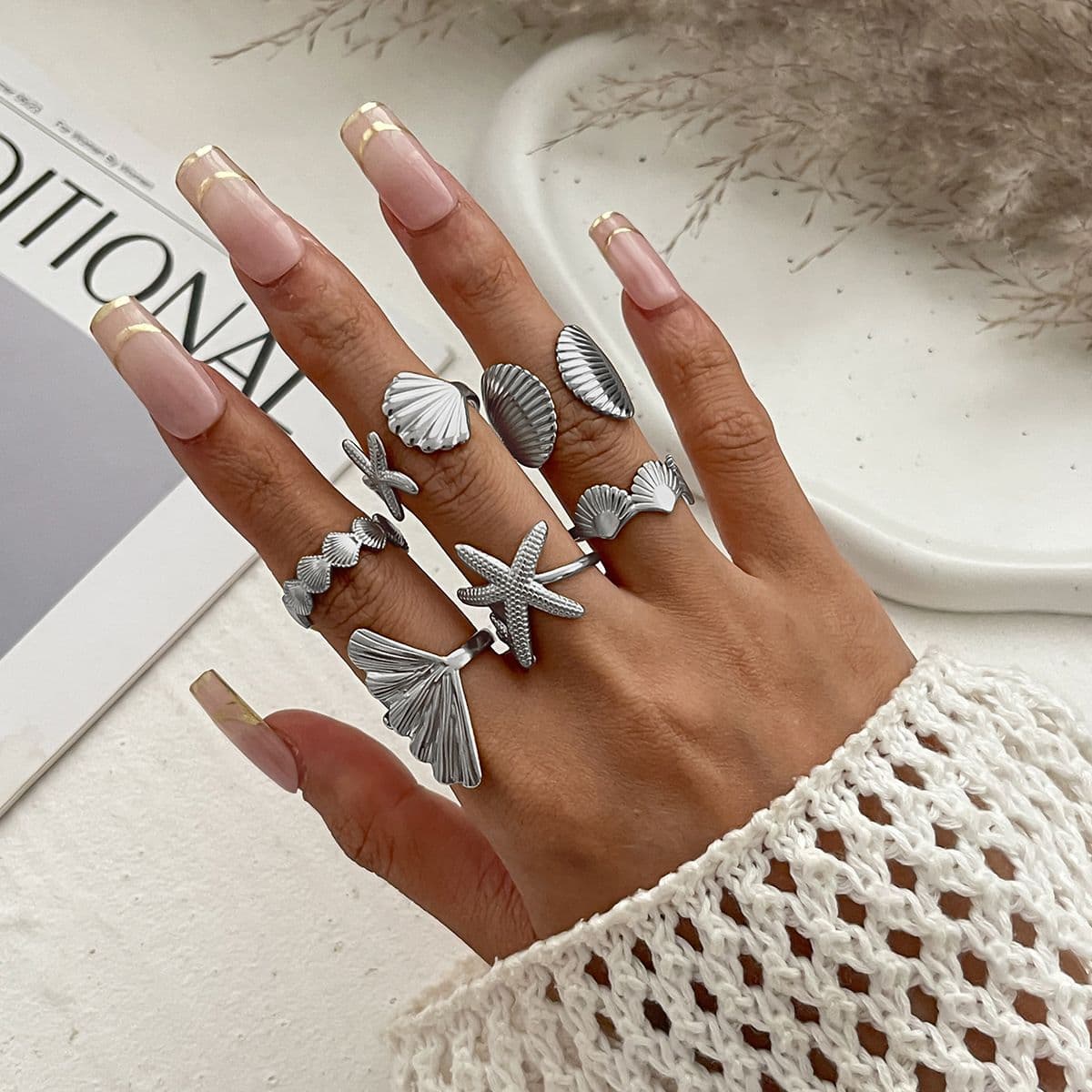 01 White K Ring Set