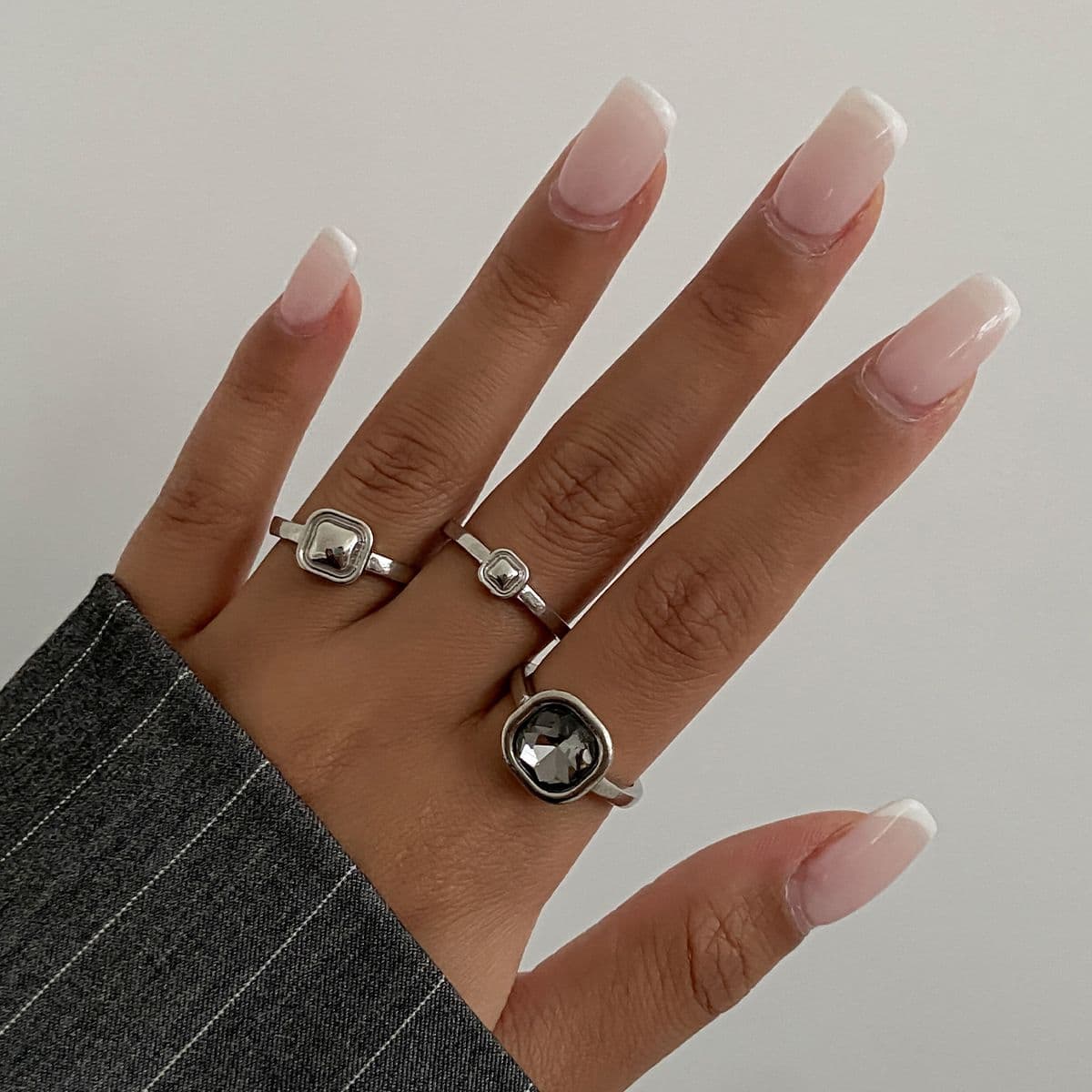04 White K 3-Piece Set