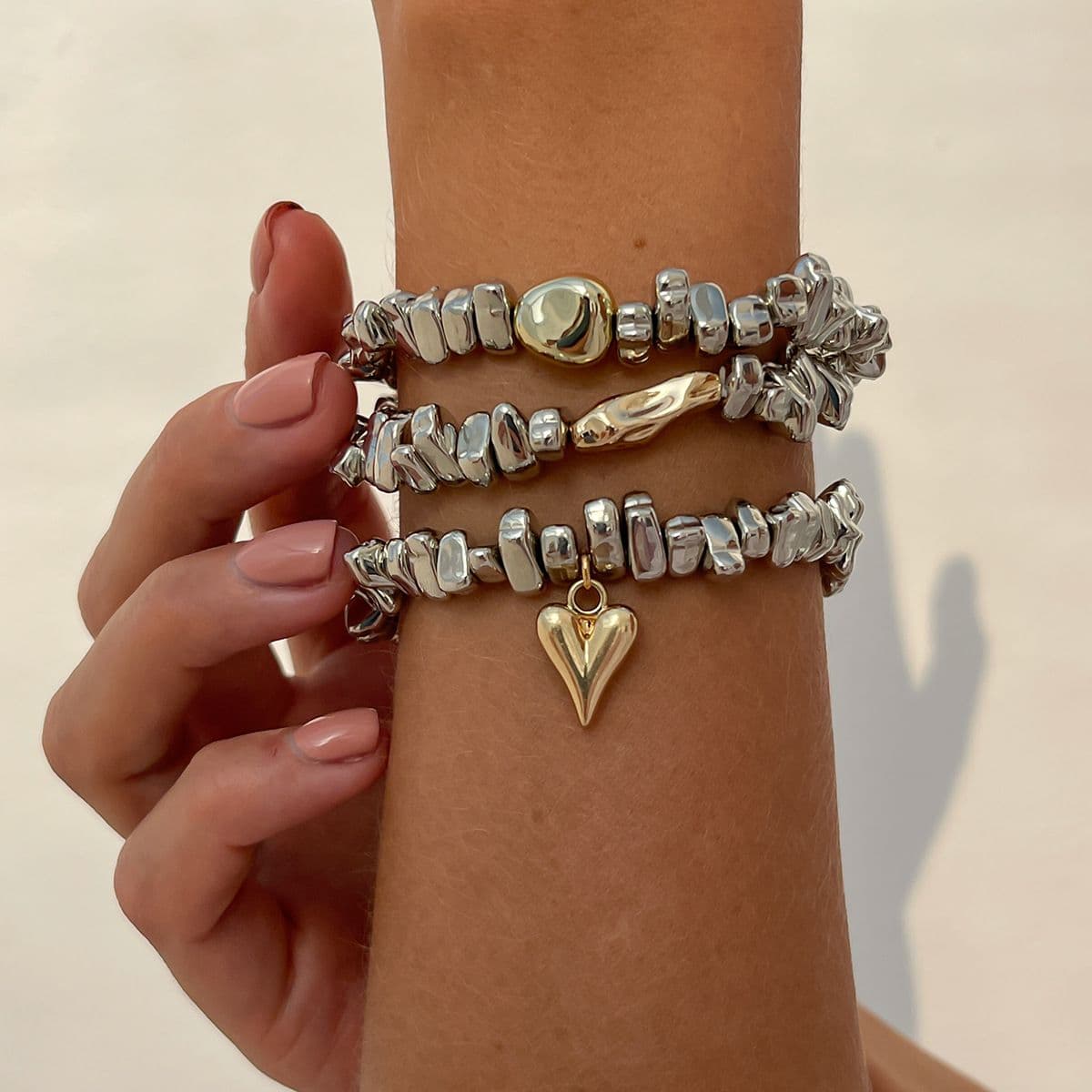 Heart-Shaped Metallic Irregular Pendant Bracelet - Yunhai Jewelry