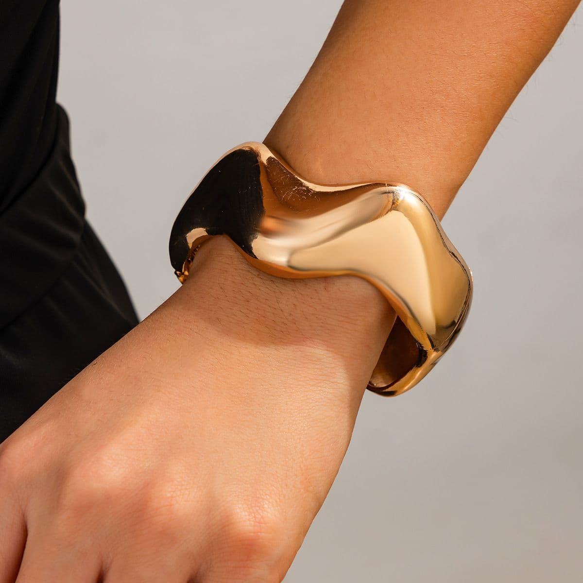 06 Gold