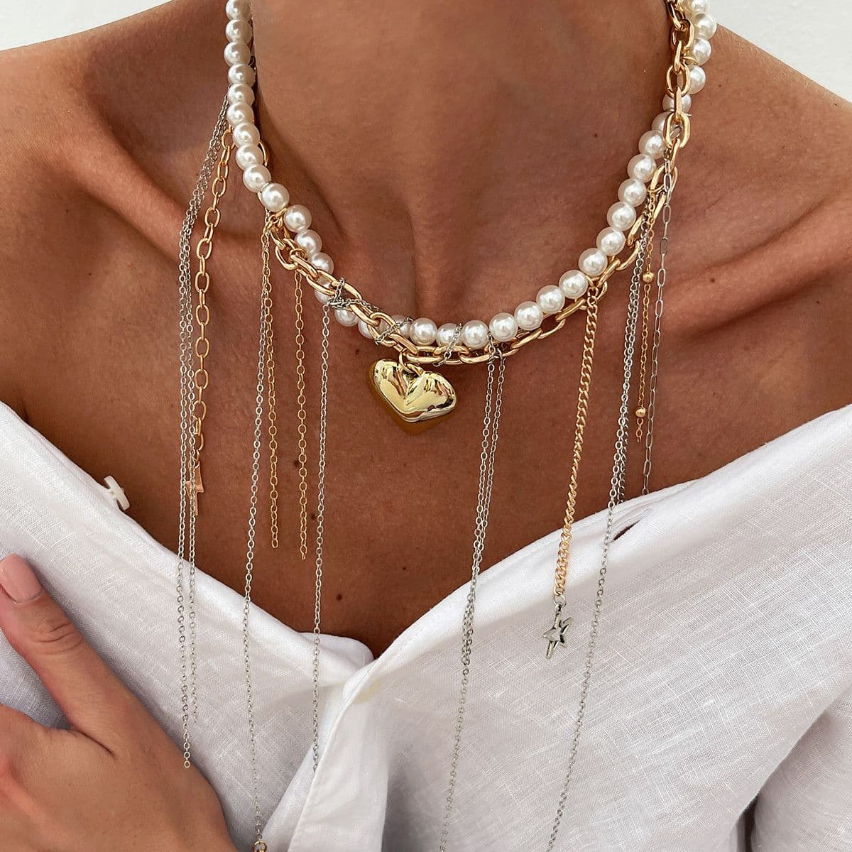 Color-mixed necklace