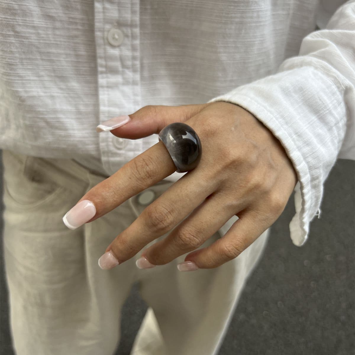 02 Transparent + Black