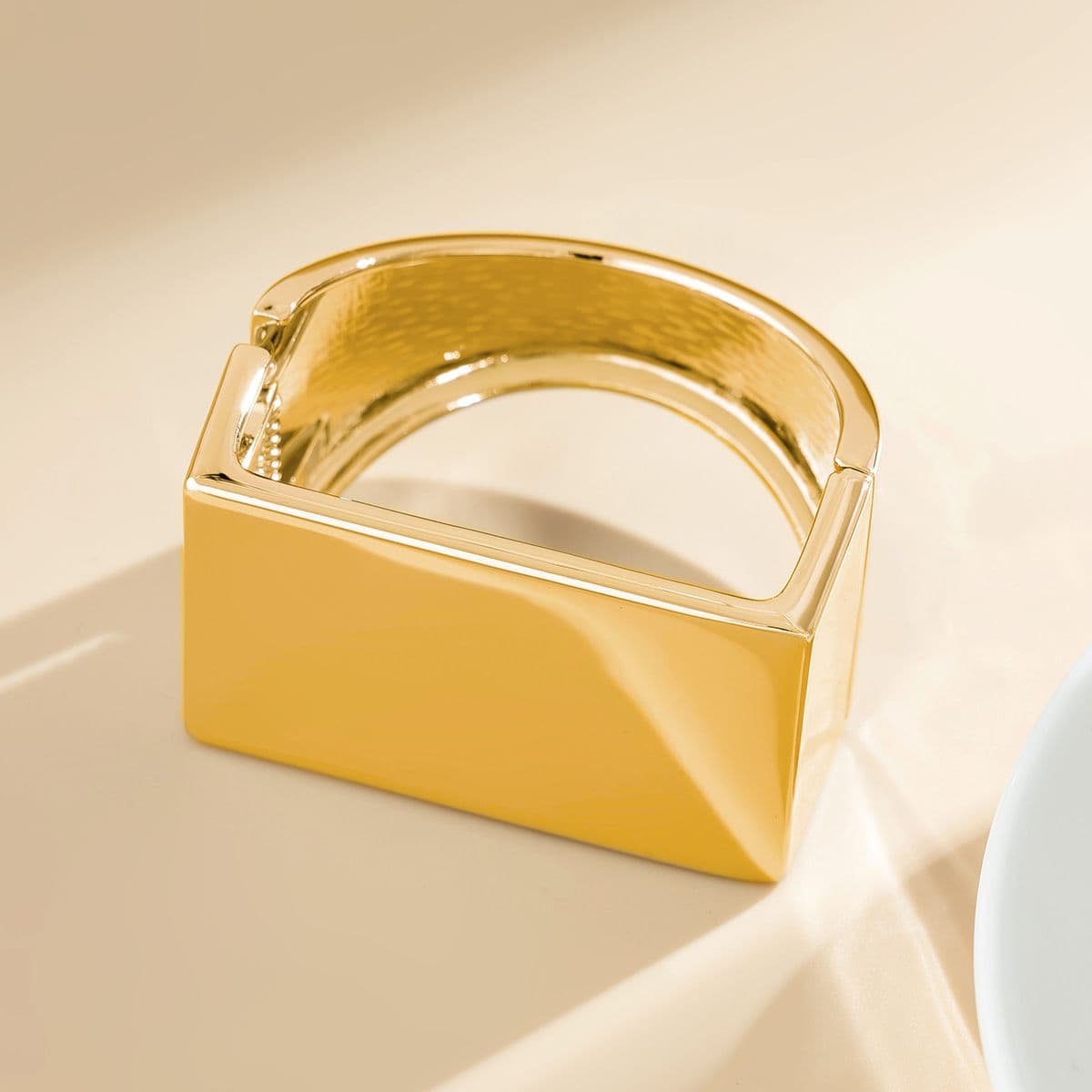 02 Golden Bracelet