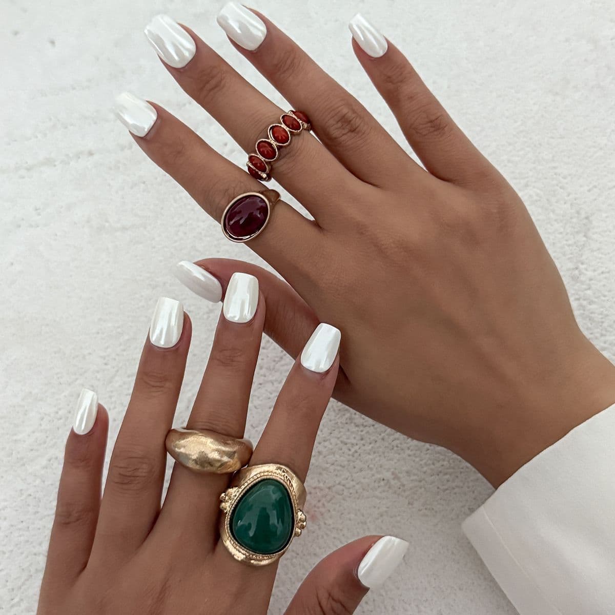 Light Gold 4-Piece Set